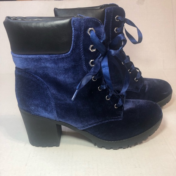 Royal blue boots, size 9 - Picture 3 of 5